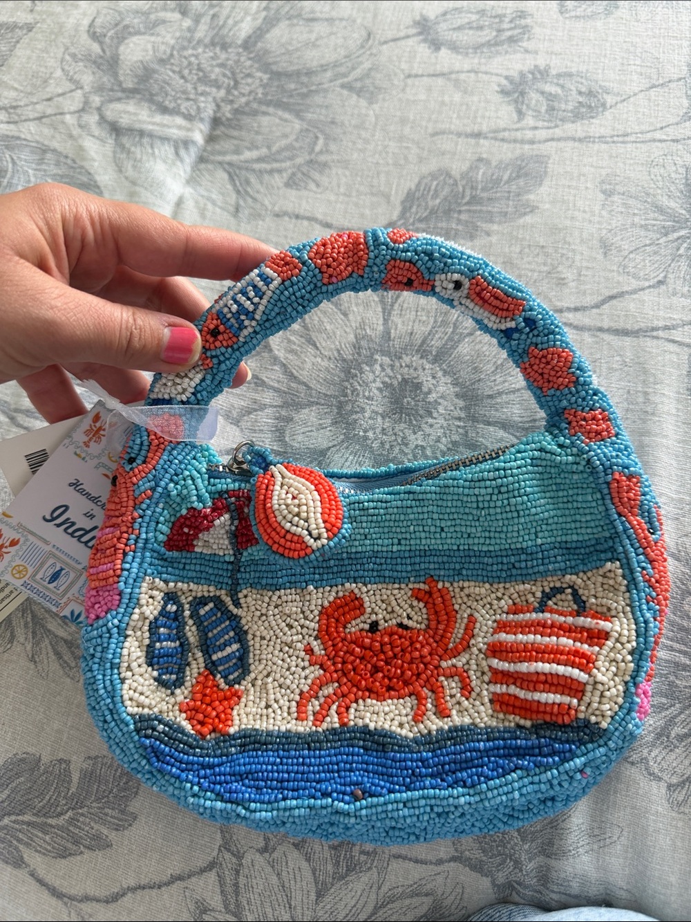 SMALL BEADED CRAB DETAILS 
MADE IN INDIA HANDBAG